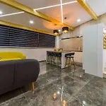 La Vela Luxury Apartment *