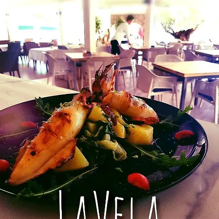 La Vela Luxury 公寓 *