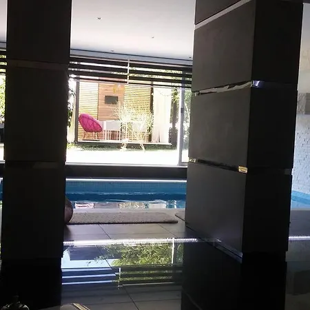 La Vela Luxury *