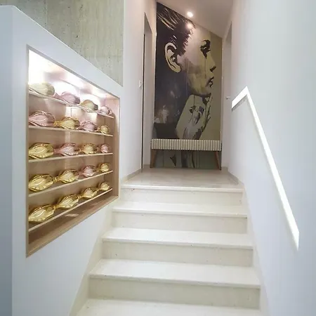 La Vela Luxury *