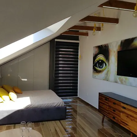 La Vela Luxury * تروغير