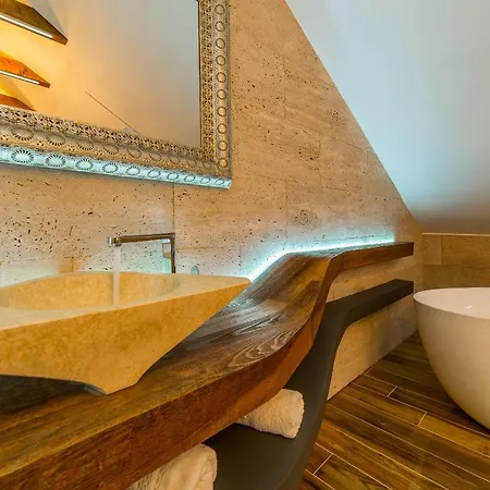 La Vela Luxury Apartment *