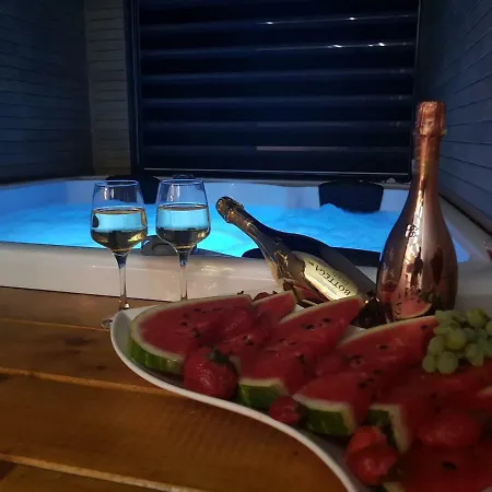 La Vela Luxury